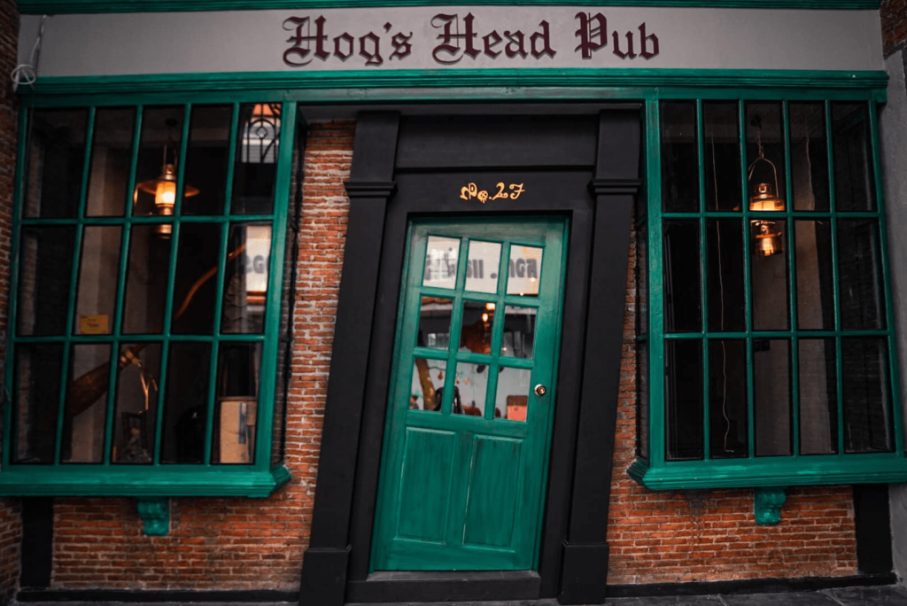 hogs head bar and cafe