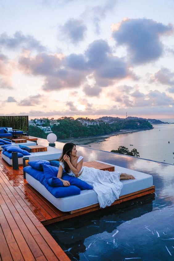 v villas insta hot spot