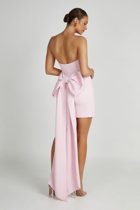 meredith strapless bow races outfit 10 Stylish Occasion wear Outfits for Ascot: Races and Polo