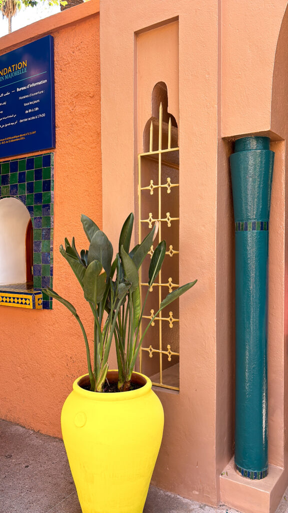 JARDIN MAJORELLE​ Explore Marrakech with our ultimate travel guide! Discover Marrakech: 11 Must-Do Tours and Top Restaurant Spots,