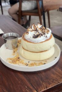 brunch club porncakes Bali’s dessert scene is next-level! From croffles to soufflé pancakes, discover the best dessert spots in Bali that’ll satisfy your sweet tooth.